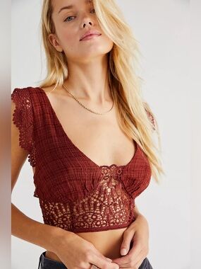 Free People Lookin' So Pretty Crop Top